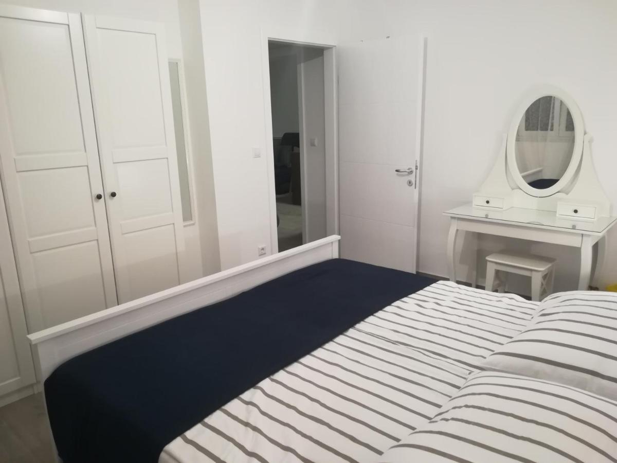 Apartment Antonella Nin Bagian luar foto
