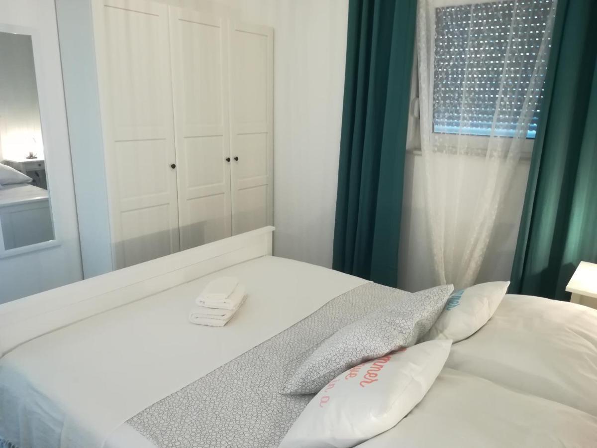 Apartment Antonella Nin Bagian luar foto